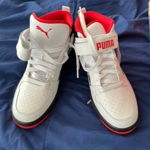 New Puma’s 10.5 too small for me and never worn just tried on.